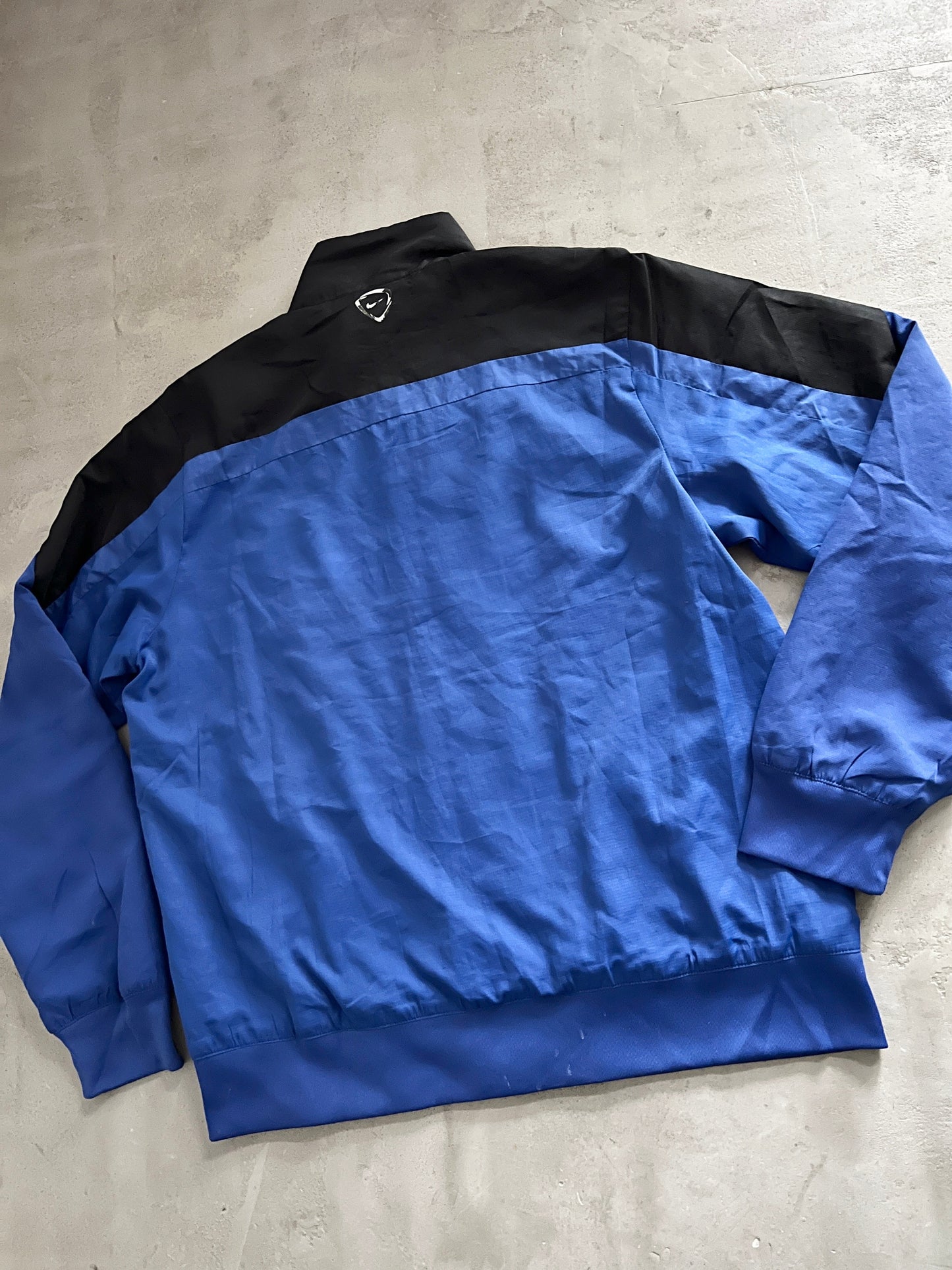 BLUE/BLACK MANCHESTER UNITED NIKE TRACK JACKET - 2000S - L/M