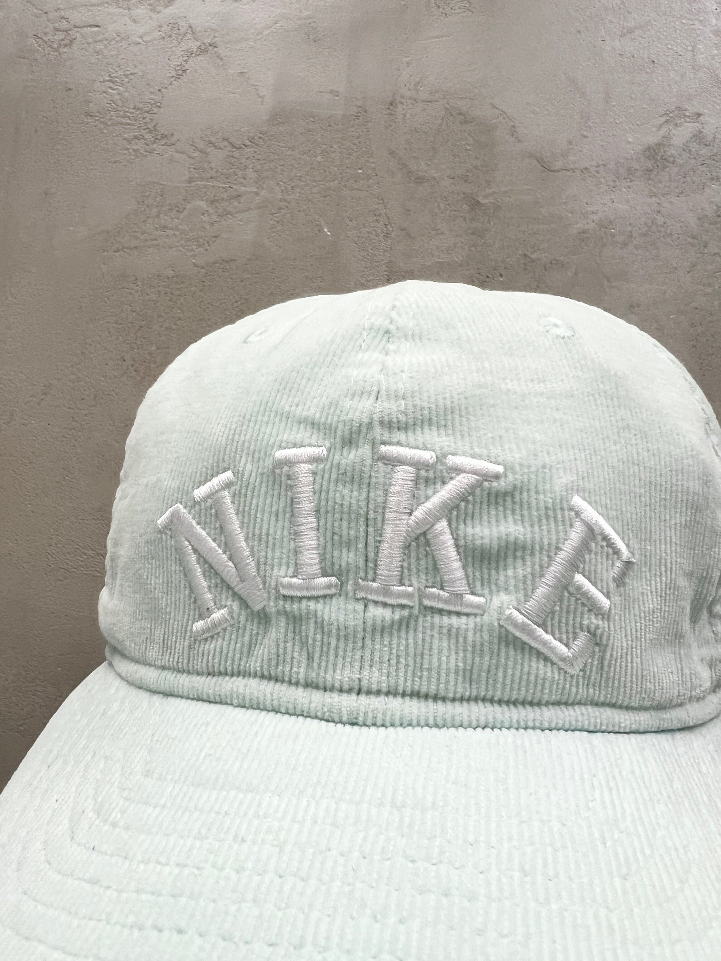 TURQUISE NIKE CORDUROY CAP - 1990S