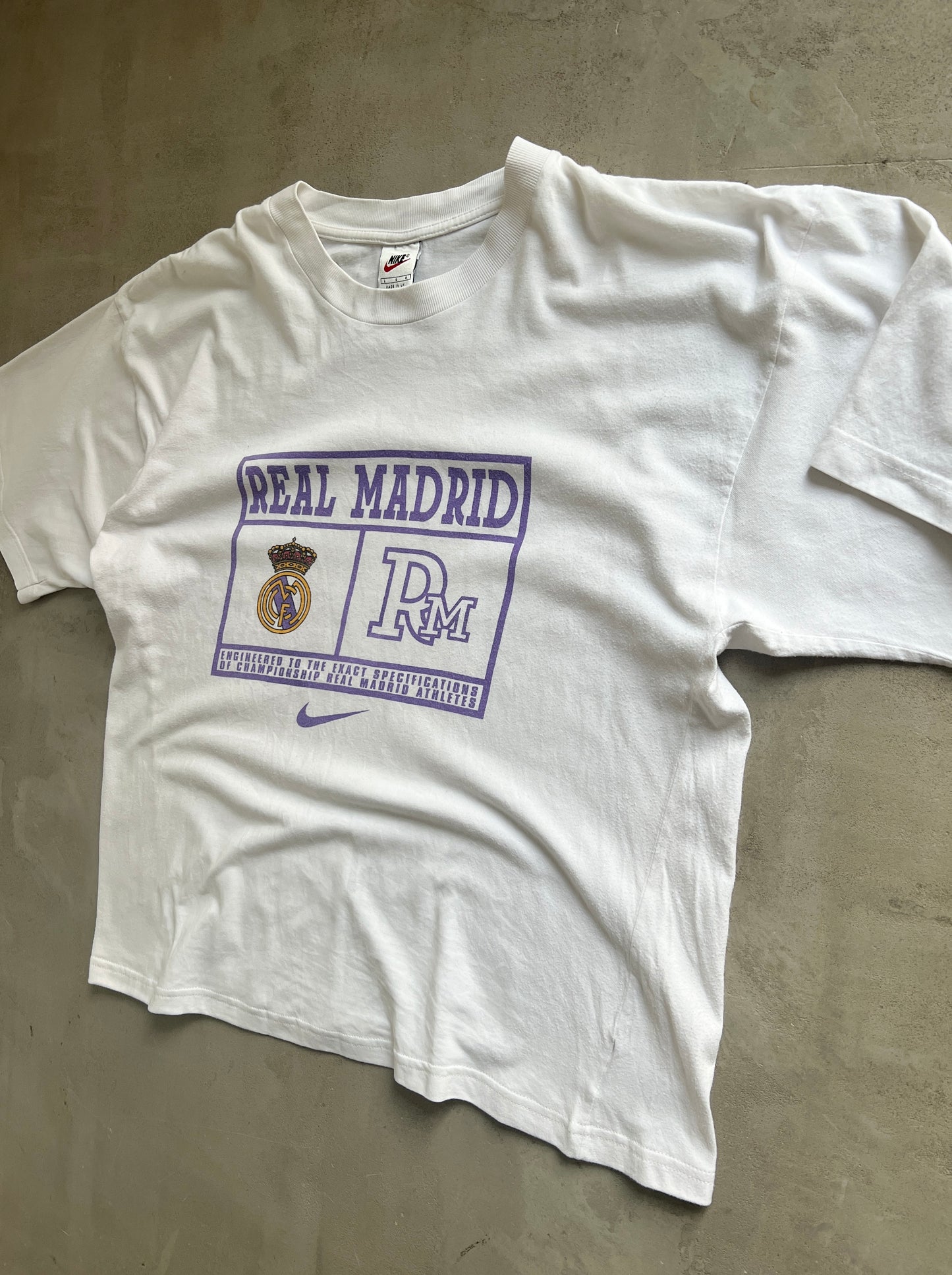 WHITE/PURPLE REAL MADRID NIKE TEE - 1990S - L