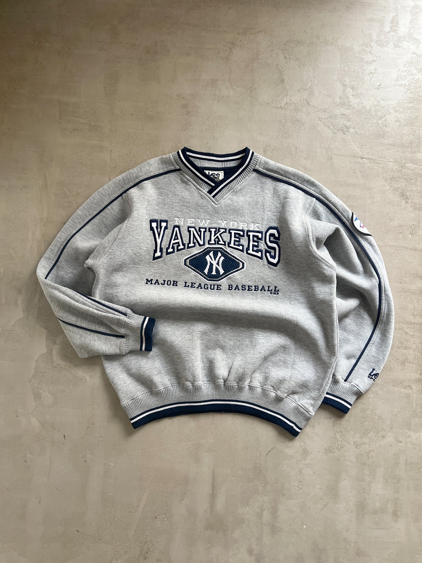 GREY YANKEES SWEATER - 1990S - M