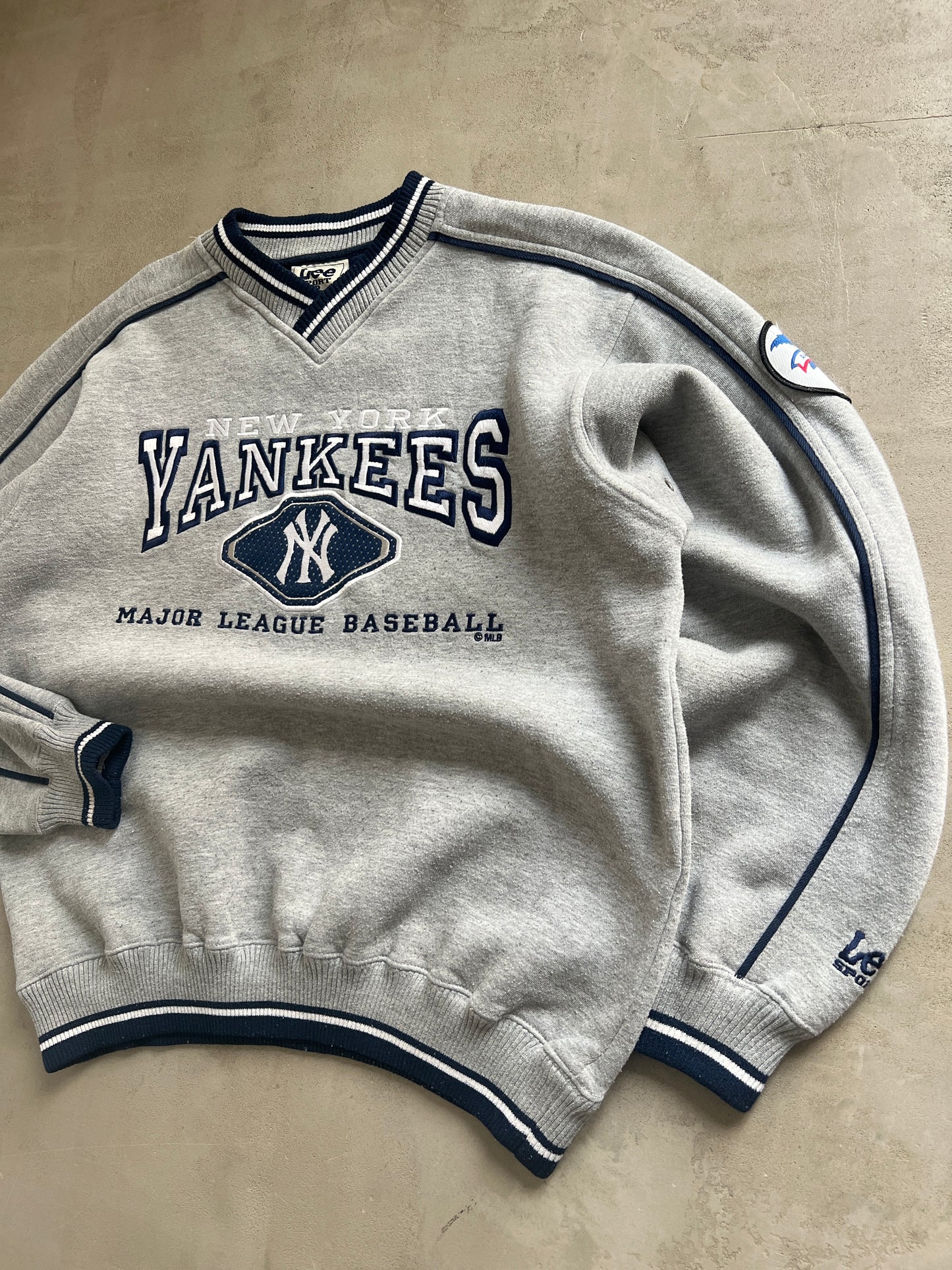 GREY YANKEES SWEATER - 1990S - M