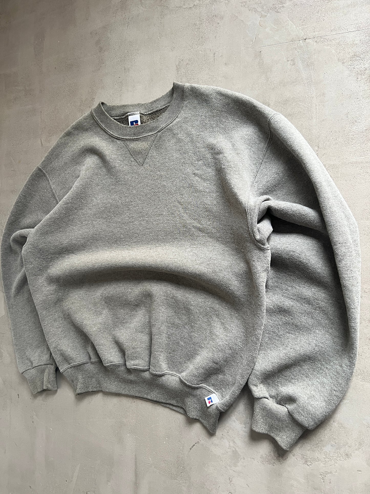 FADED BEIGE/GREY RUSSELL SWEATER - 1990S - M