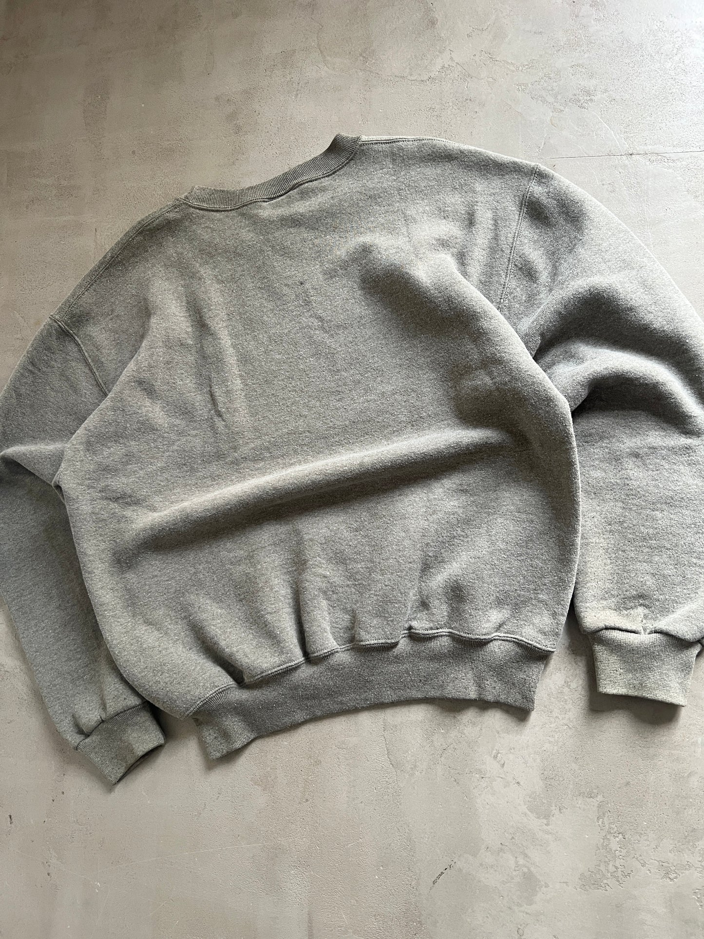 FADED BEIGE/GREY RUSSELL SWEATER - 1990S - M