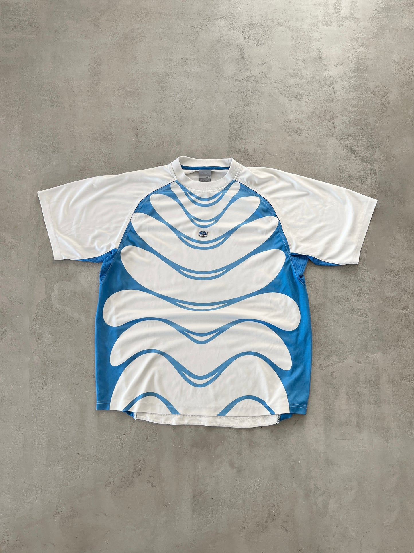 WHITE/BLUE NIKE TN JERSEY - 2000S - XL