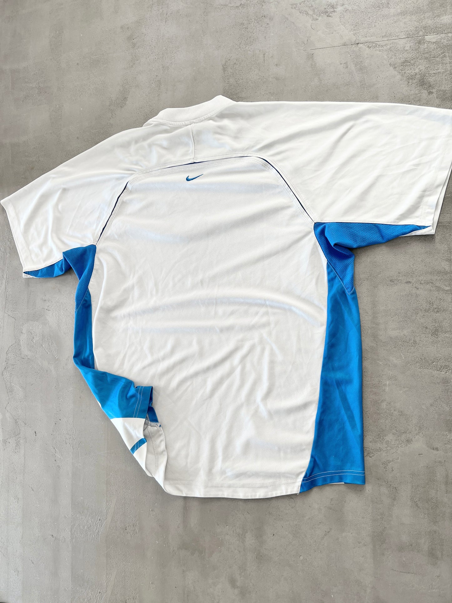 WHITE/BLUE NIKE TN JERSEY - 2000S - XL