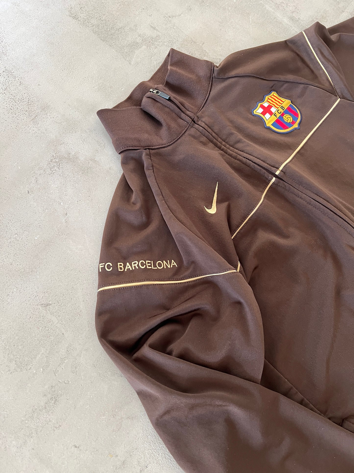 MOCHA FC BARCELONA NIKE TRACK JACKET - 2000S - L