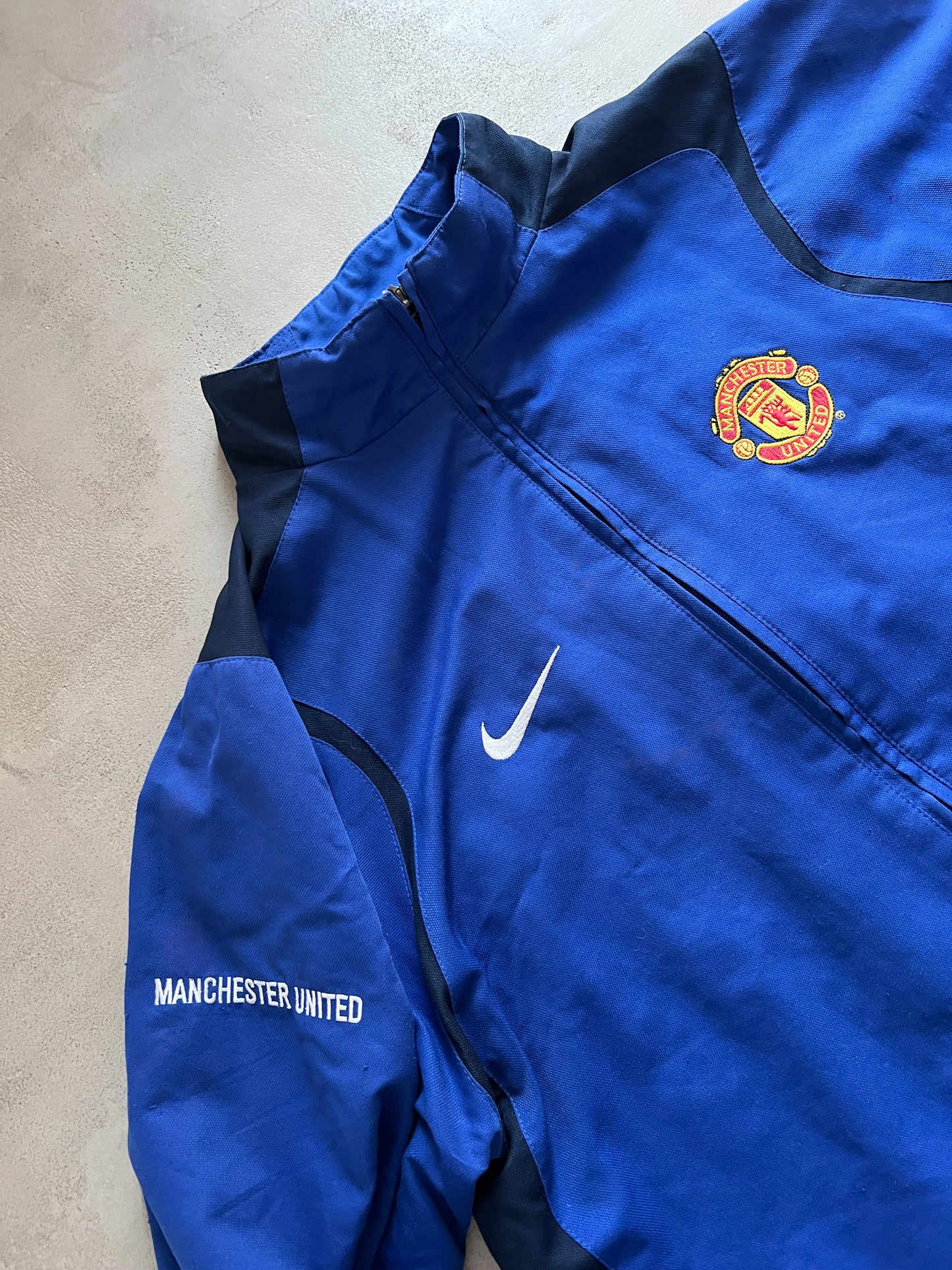 BLUE MANCHESTER UNITED NIKE TRACK JACKET - 2000S - L