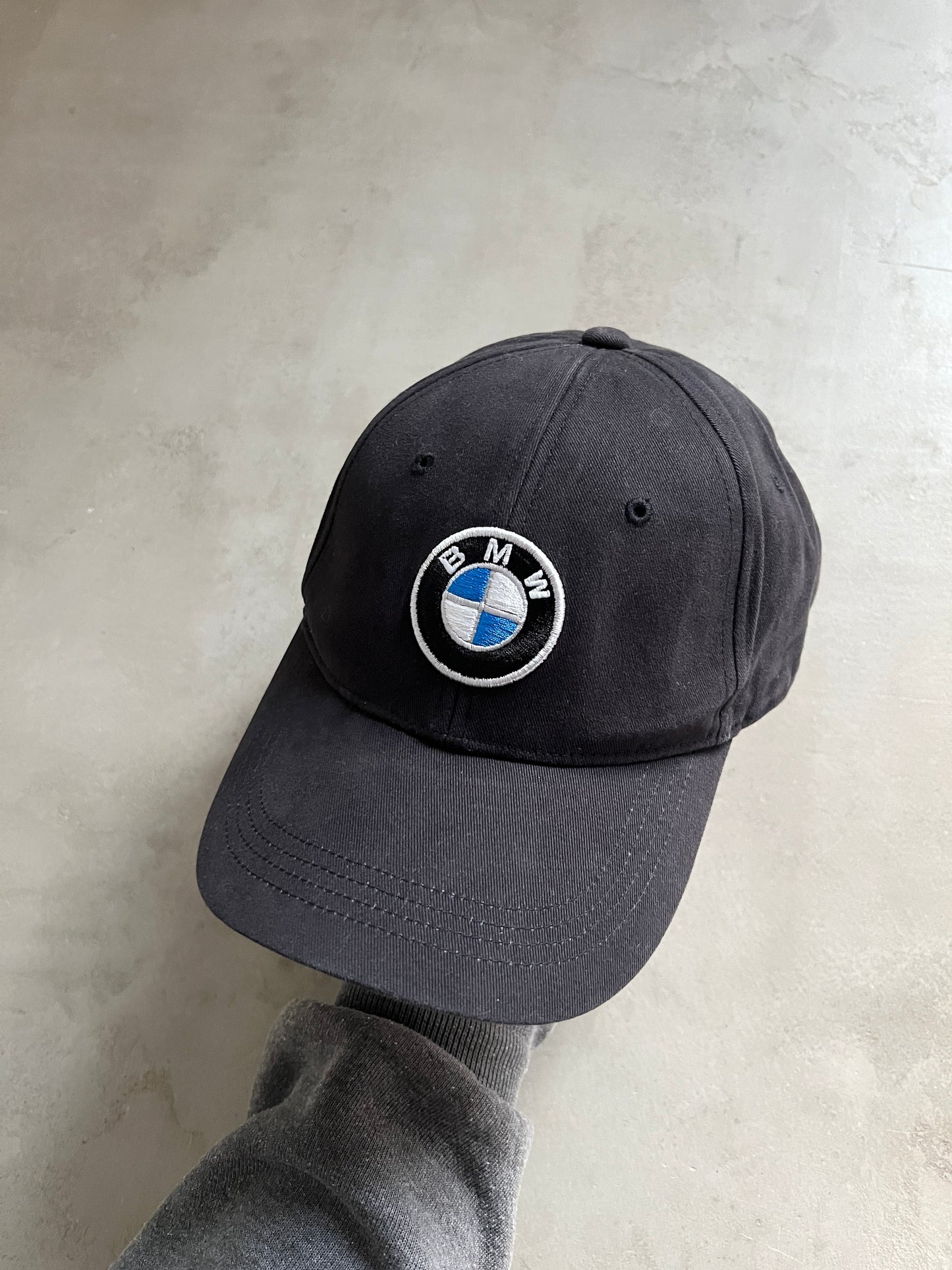 BLACK BMW CAP - 2000S