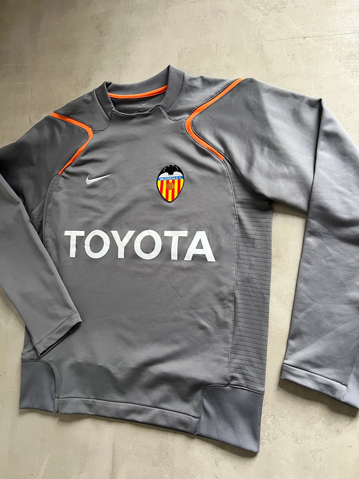 BEIGE FC VALENCIA NIKE SWEATER - 2000S - L