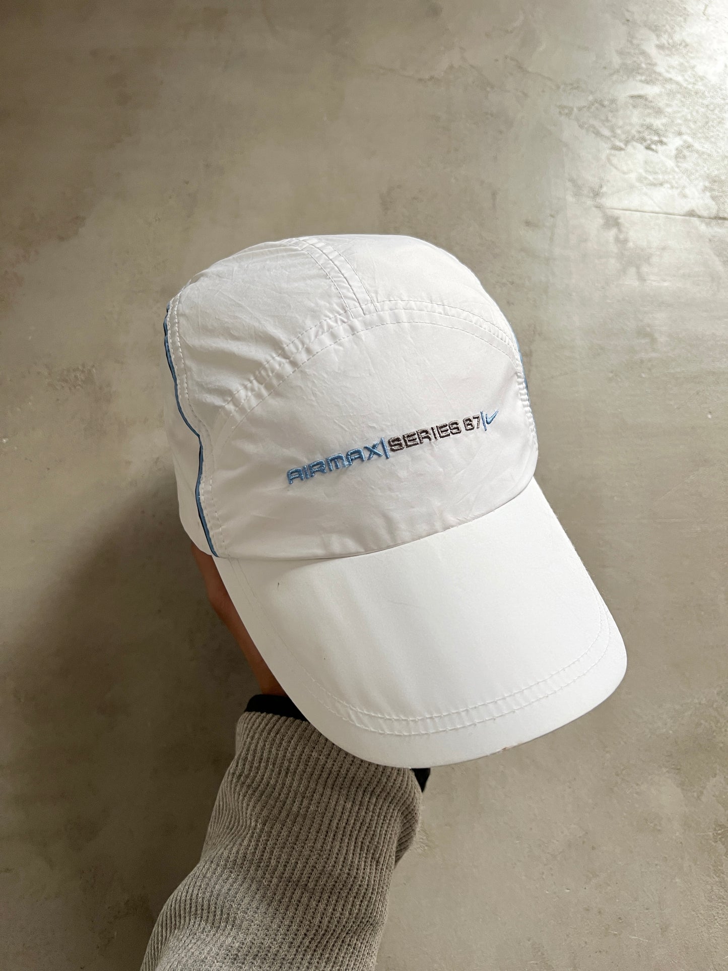 WHITE/BABY BLUE NIKE AIR MAX CAP - 2000S