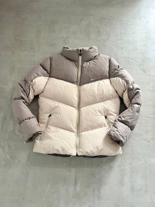MOCHA/CREME NIKE PUFFER - 2000S - WOMENS L/M