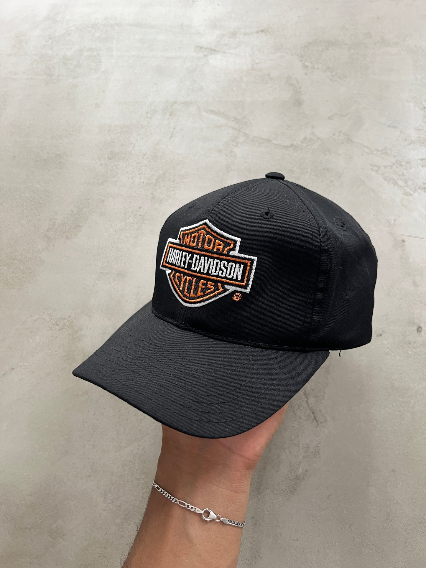 BLACK HARLEY DAVIDSON CAP - 1990S