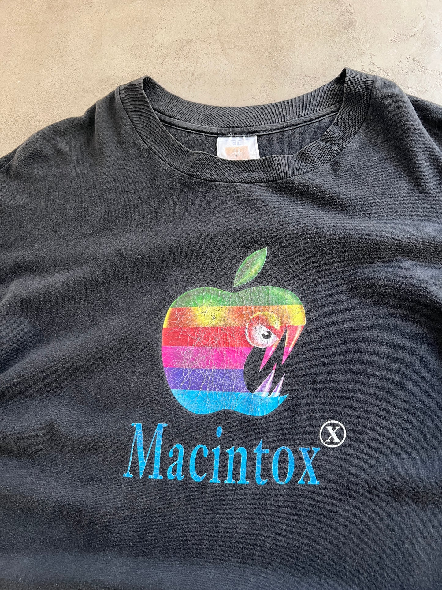 BLACK APPLE PARODY TEE - 1990S - L