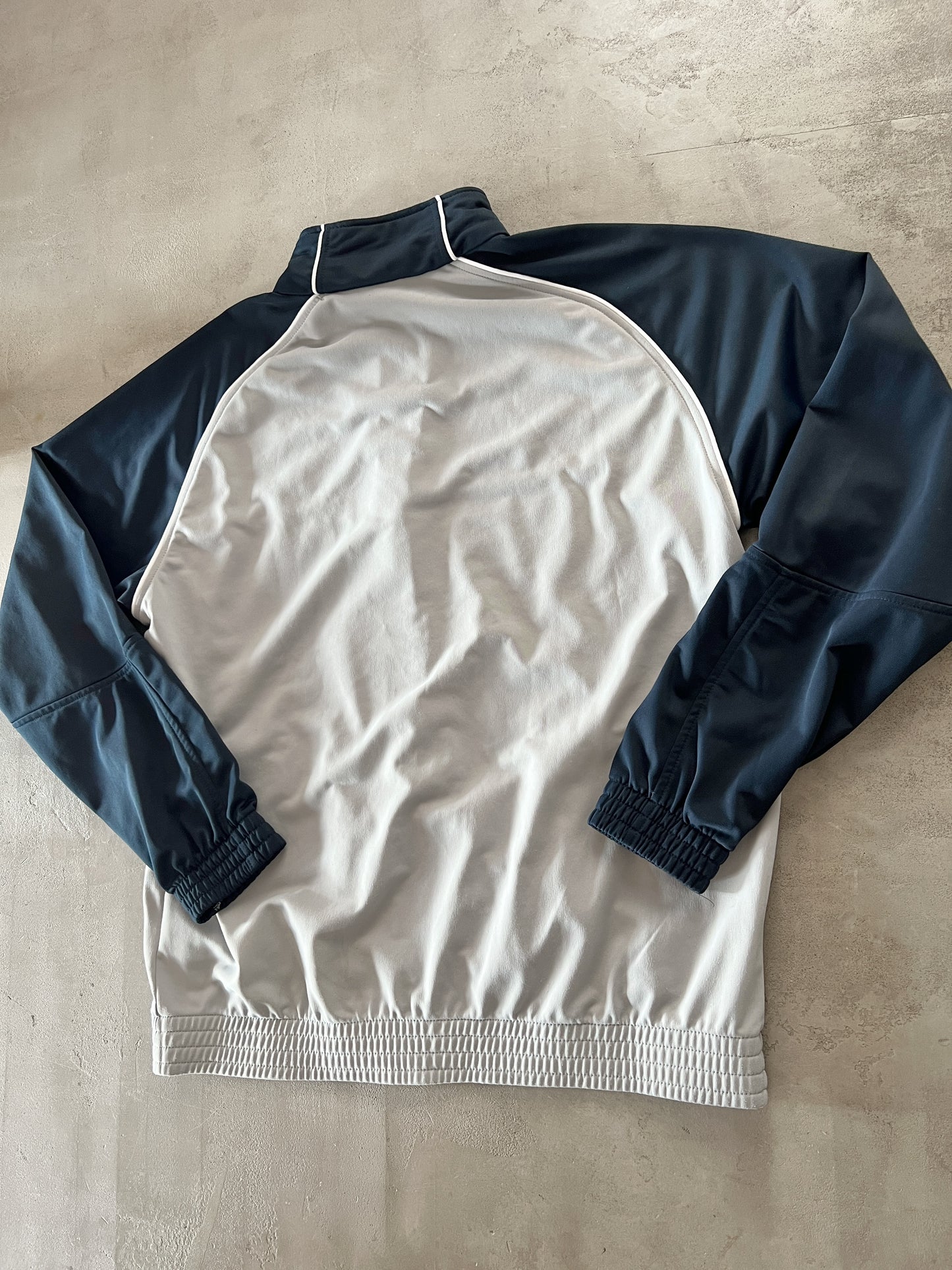 GREY NIKE TRACK JACKET - 2000S - L