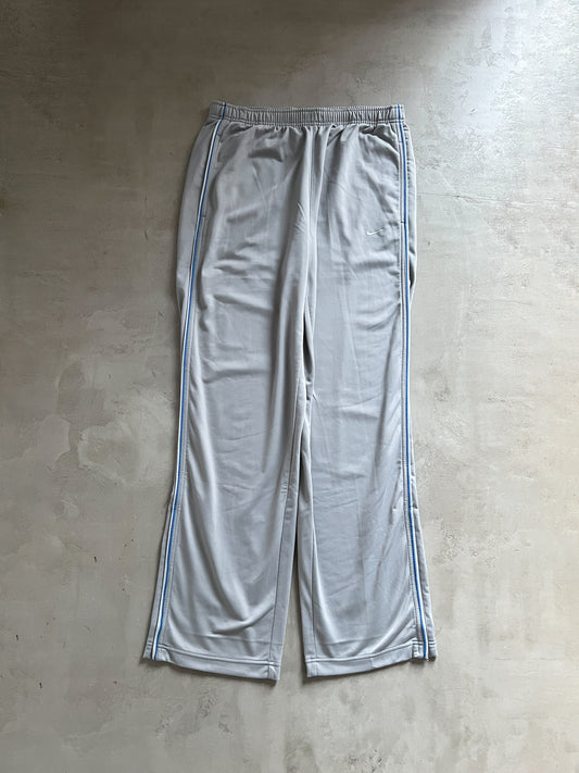 GREY/BLUE NIKE TRACK PANTS - 2000S - L