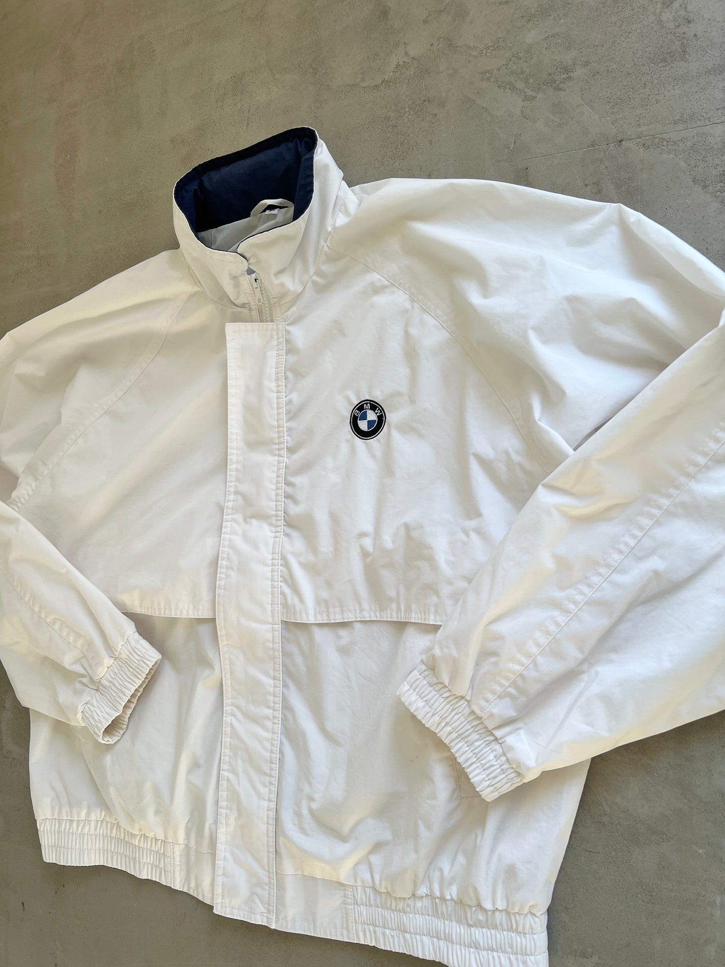 WHITE BMW JACKET - 1990S - L/M