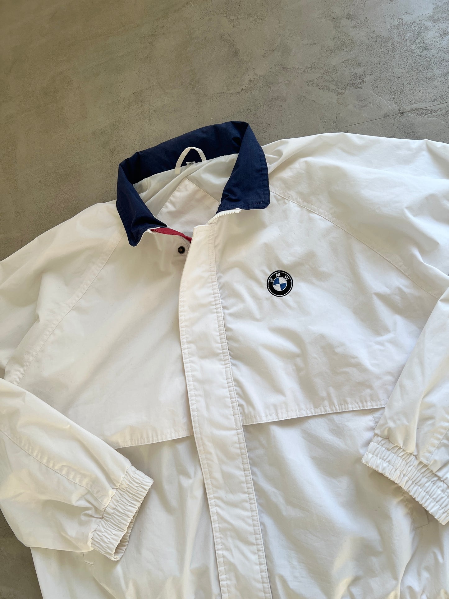WHITE BMW JACKET - 1990S - L/M