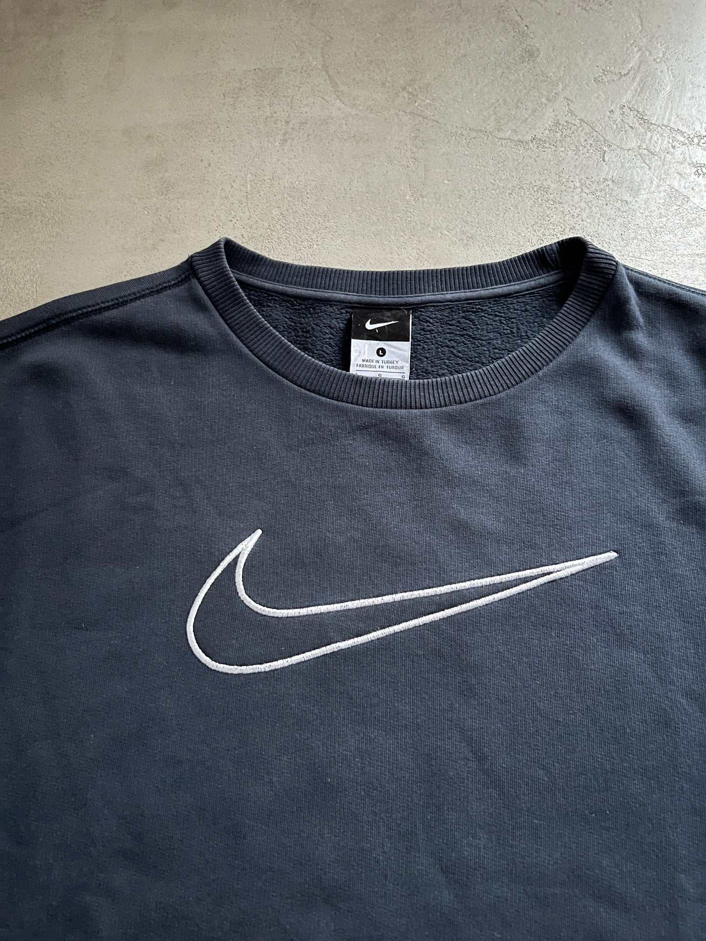 NAVY NIKE SWEATER - 2000S - L