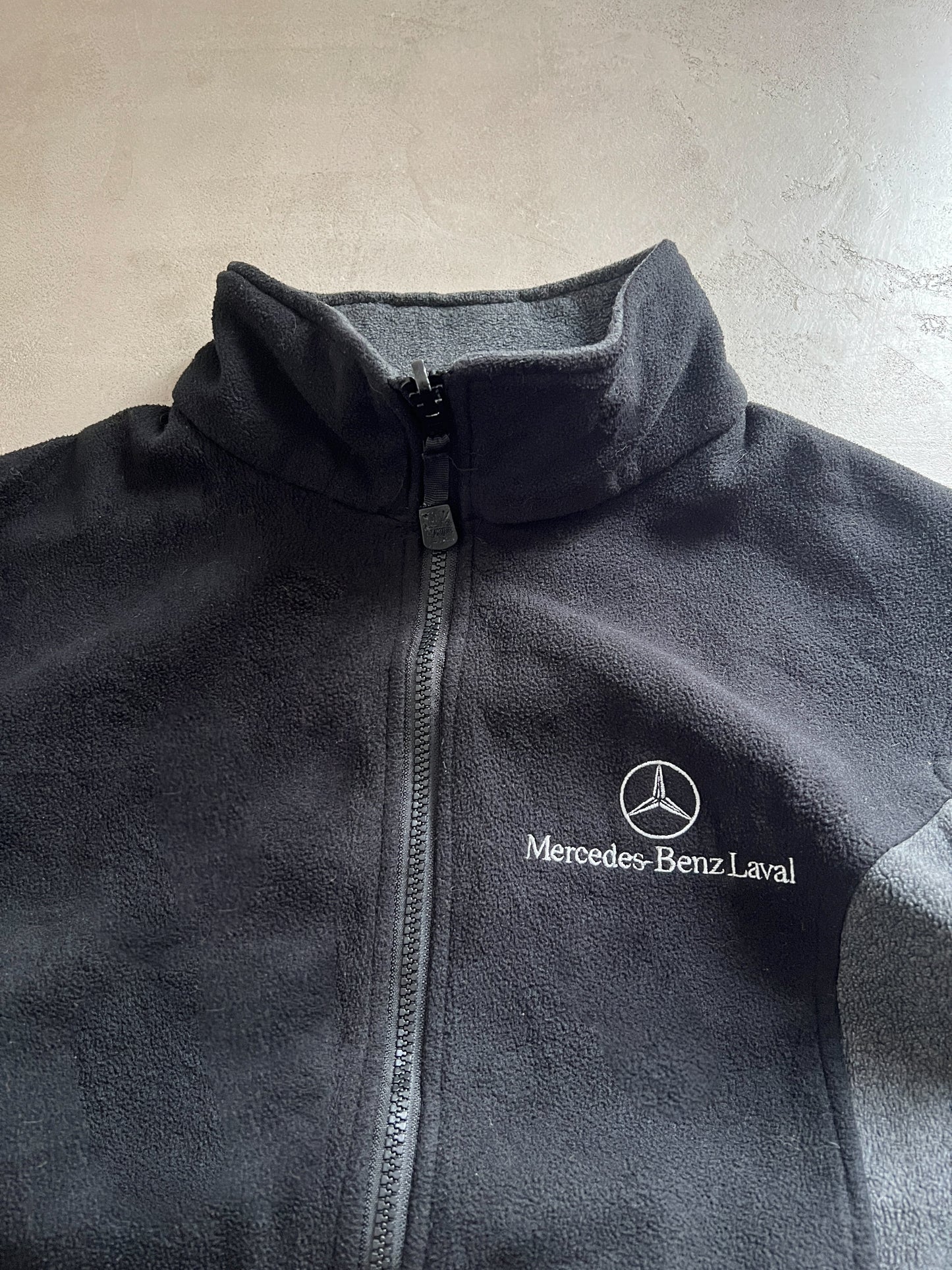 BLACK/GREY MERCEDES BENZ FLEECE - 2000S - M/L