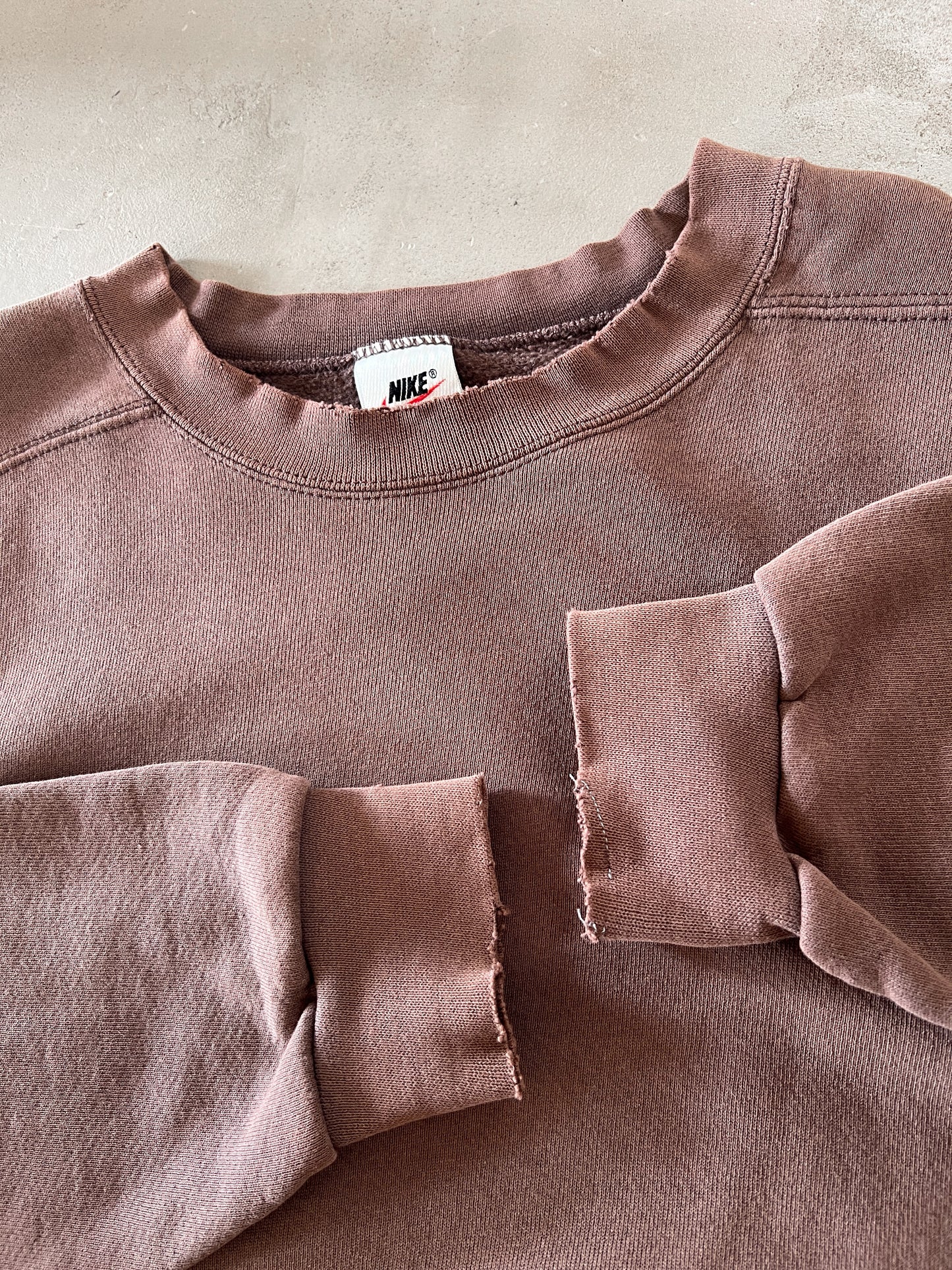 FADED MOCHA NIKE SWEATER - 1990S - L