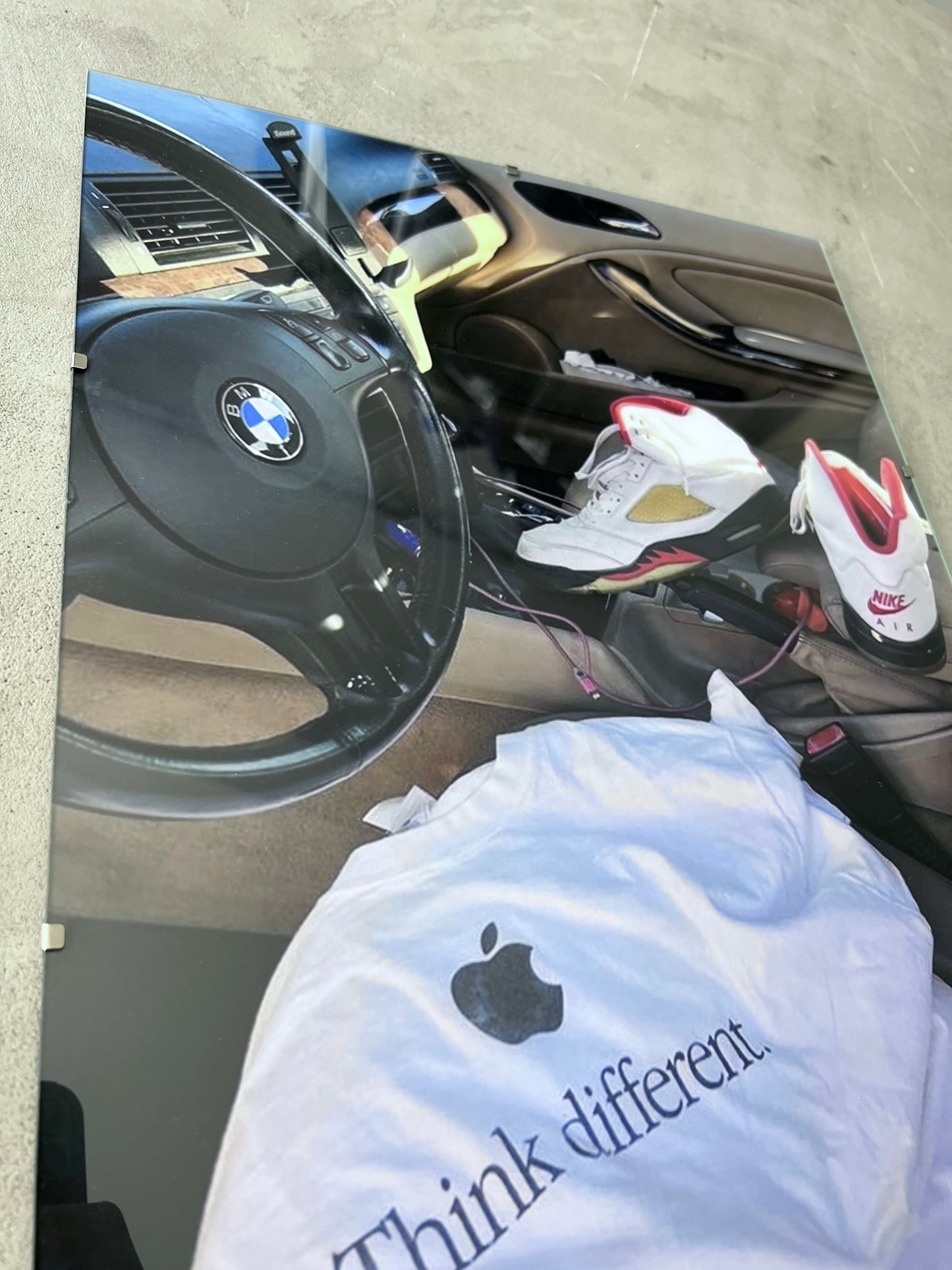 BMW E30 X VINTAGE APPLE GLASS PRINT