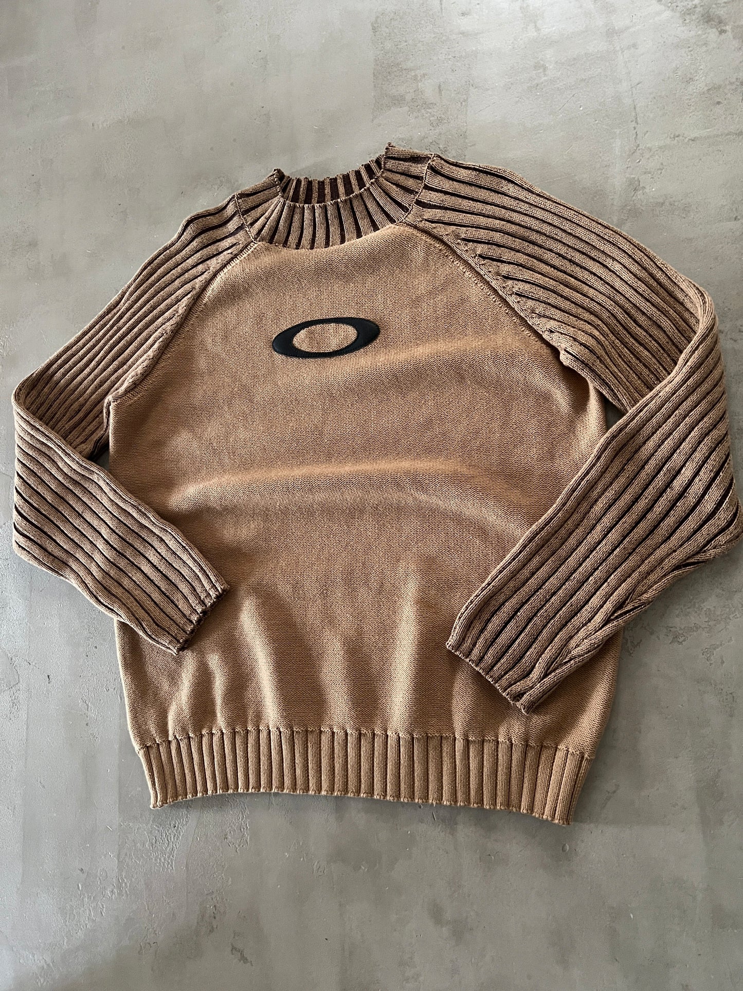BROWN OAKLEY KNIT SWEATER - 1990S - L