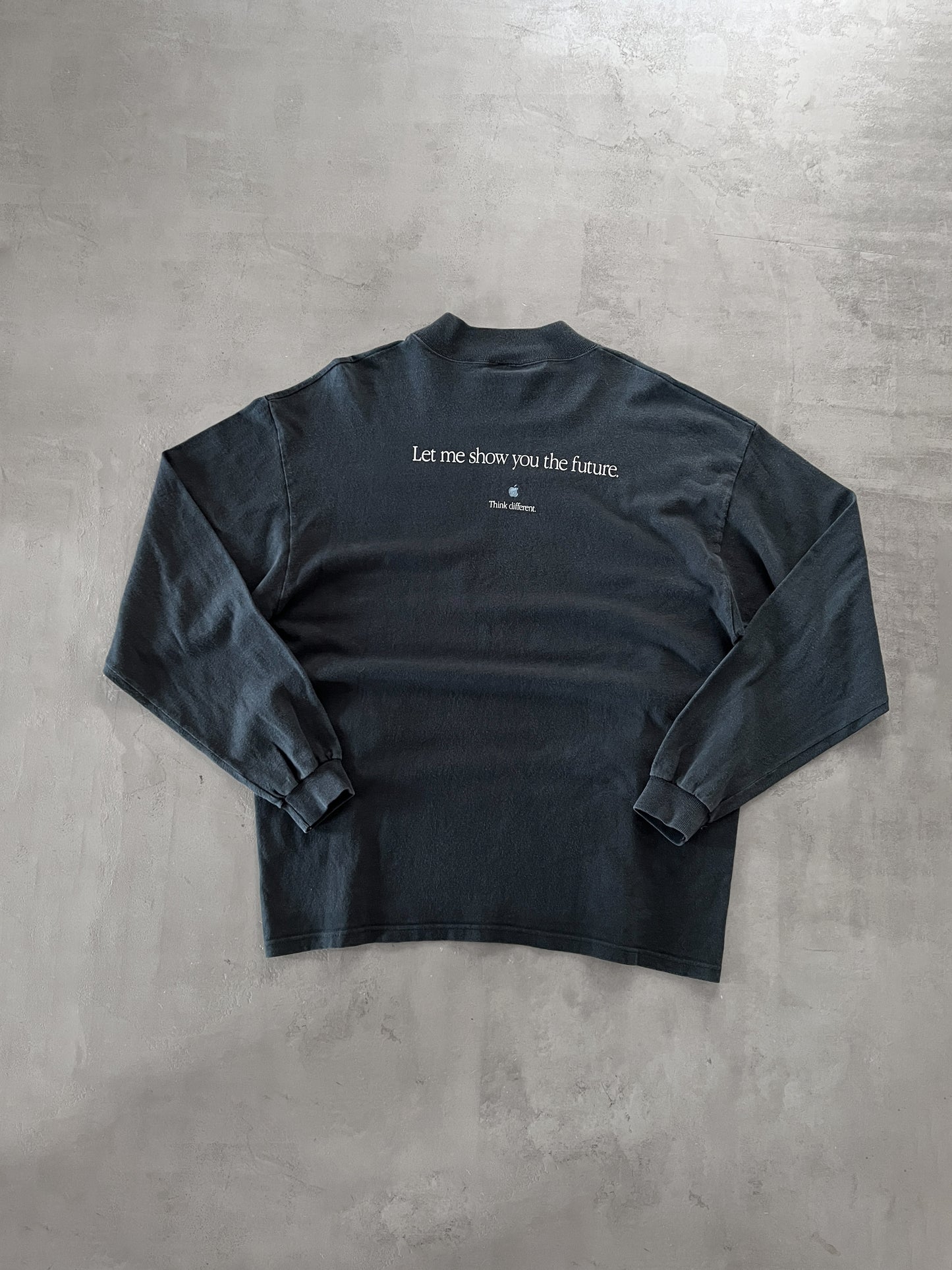 FADED BLACK APPLE X LONGSLEEVE - 2000S - XL/XXL