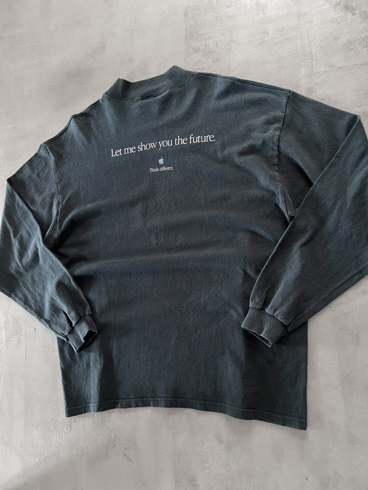 FADED BLACK APPLE X LONGSLEEVE - 2000S - XL/XXL