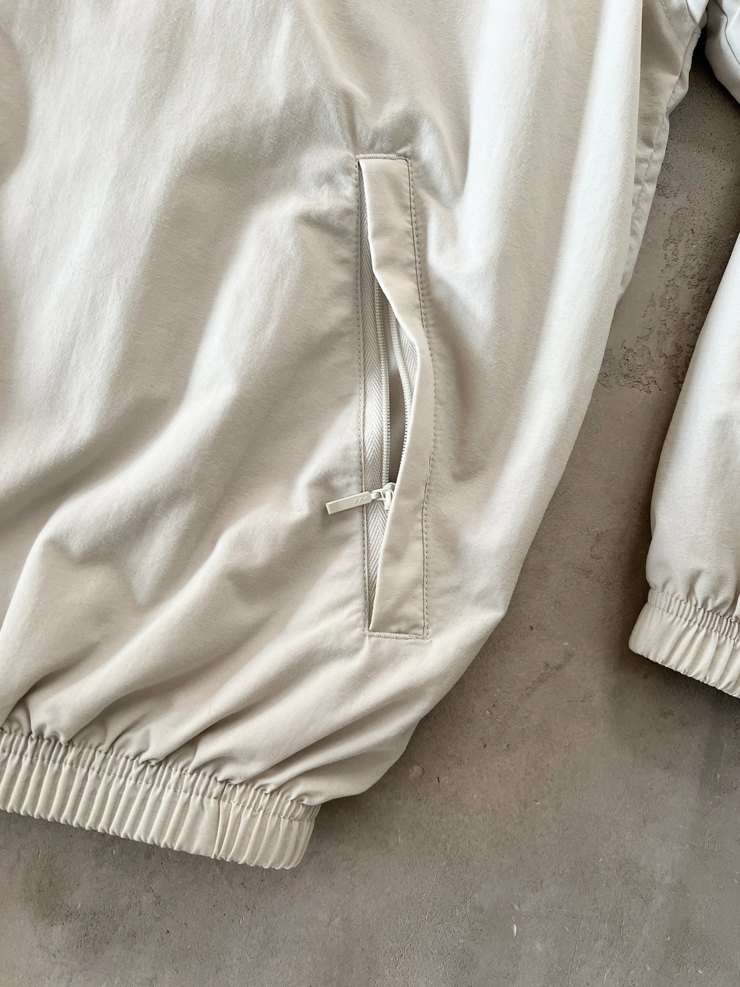 CREME NIKE TRACK JACKET - 2000S - L/M