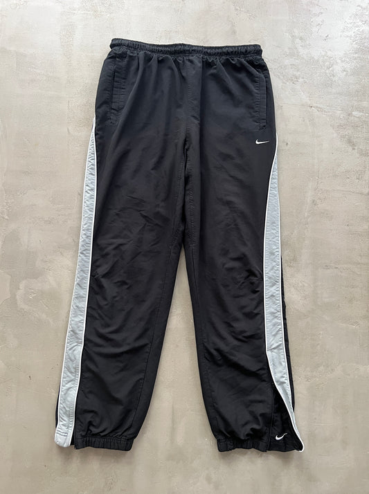 BLACK NIKE TRACK PANTS - 2000S - L/M