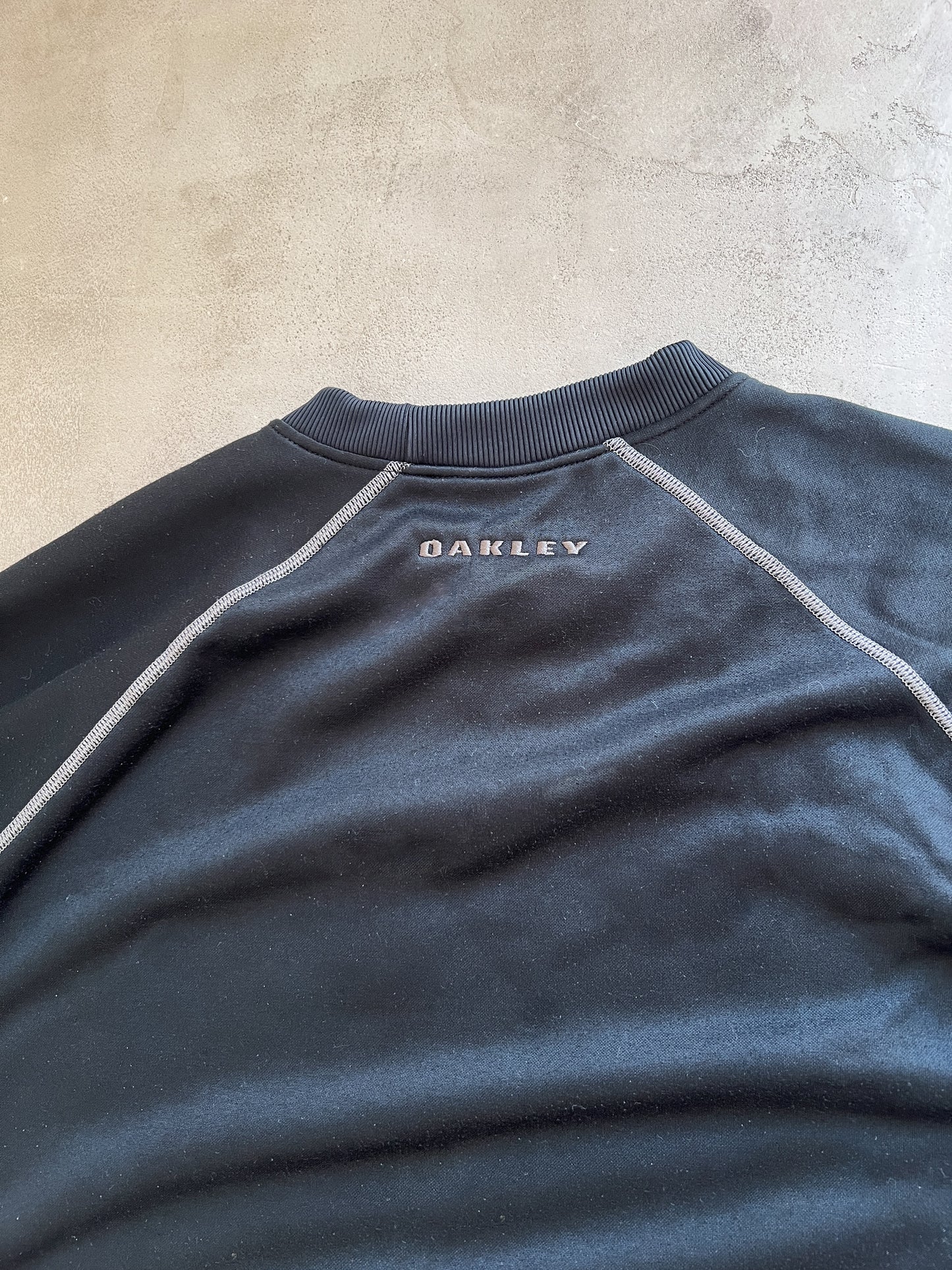 BLACK OAKLEY LONGSLEEVE - 1990S - L