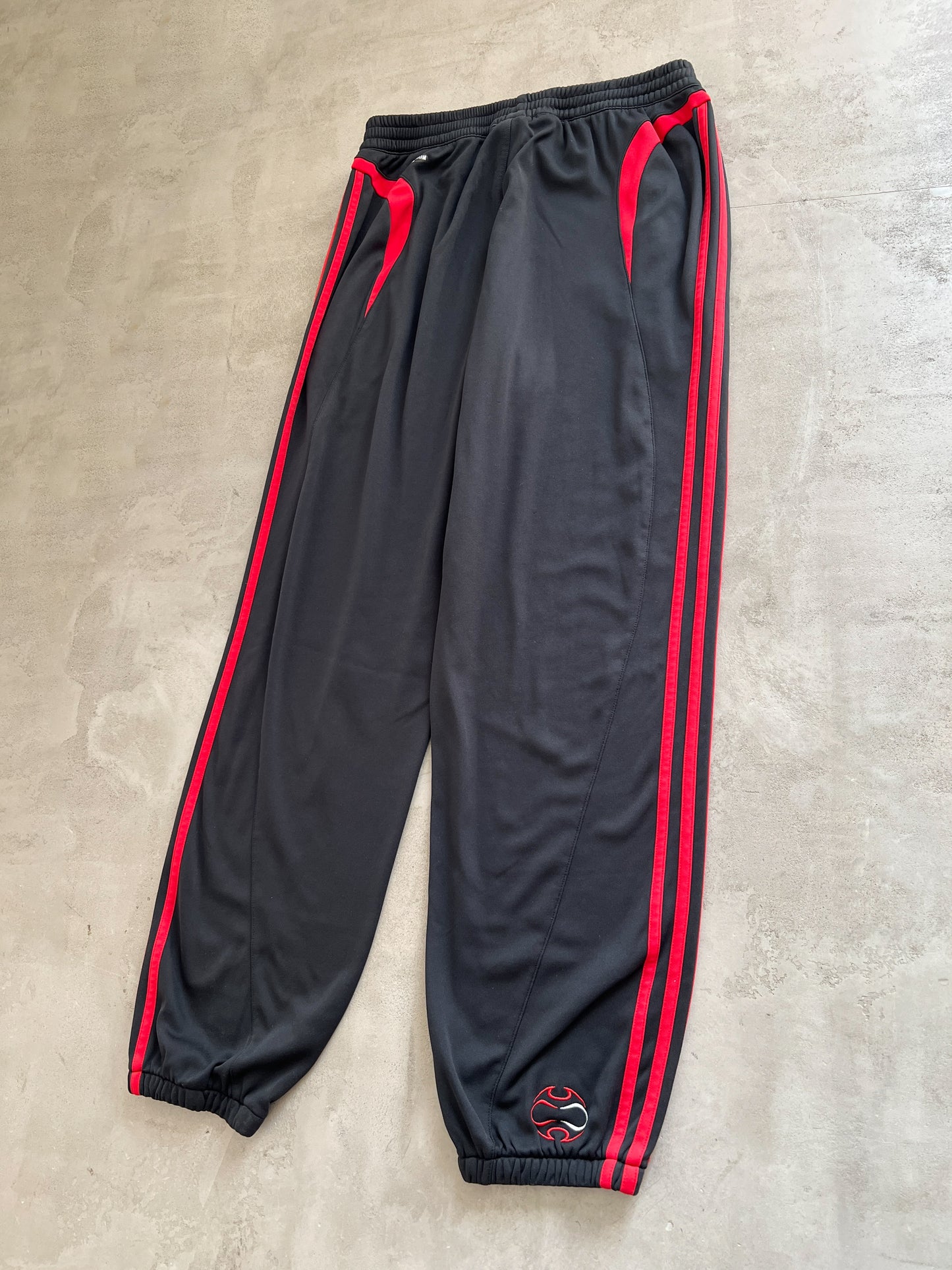 BLACK/RED AC MILAN TRACK PANTS - 2000S - M