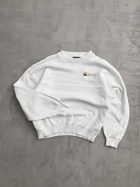 WHITE APPLE KNIT SWEATER - 1990S - L