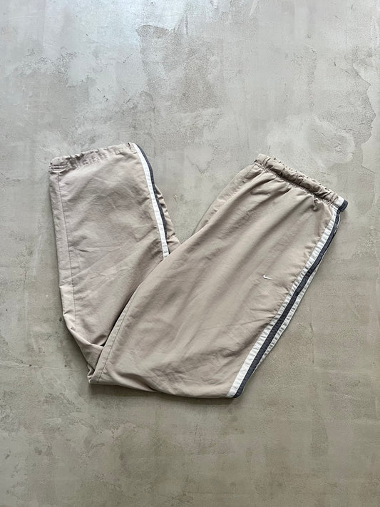 LIGHT BEIGE NIKE TRACKPANTS - 2000S