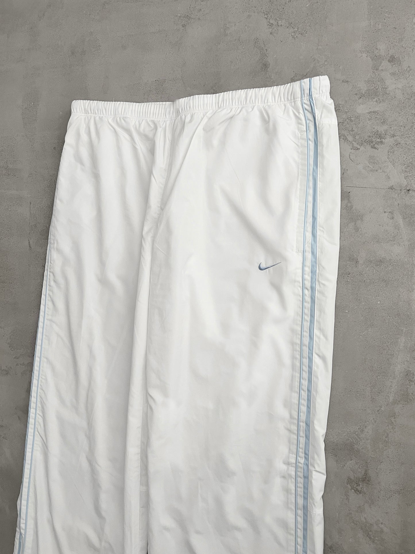 WHITE/BABY BLUE NIKE TRACK PANTS - 2000S - L/XL