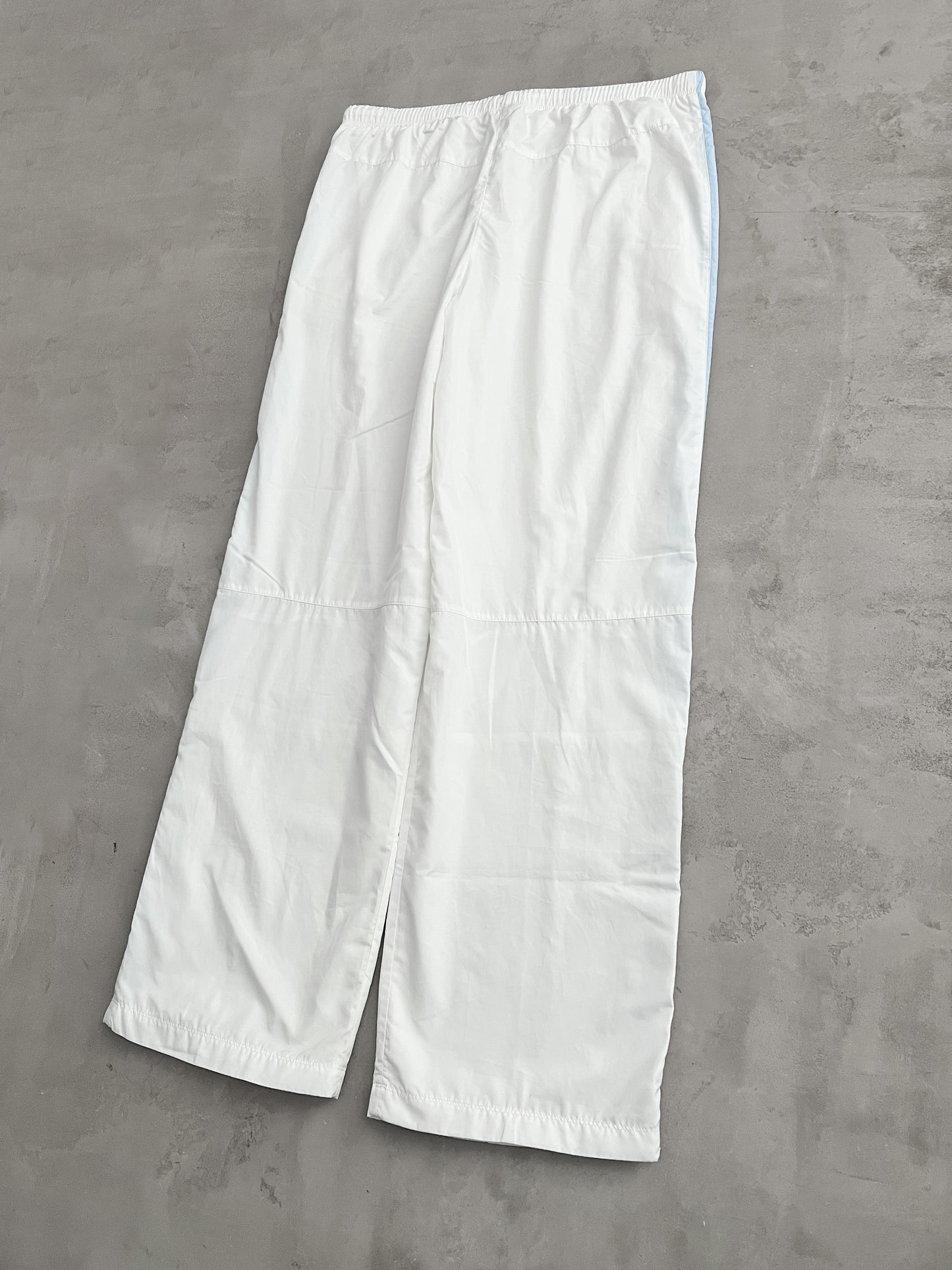 WHITE/BABY BLUE NIKE TRACK PANTS - 2000S - L/XL