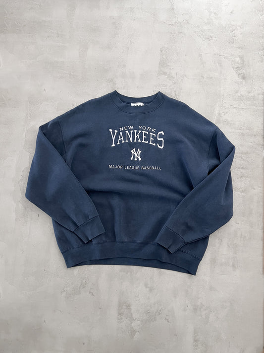 FADED NAVY YANKEES SWEATER - 1990S - XL/L