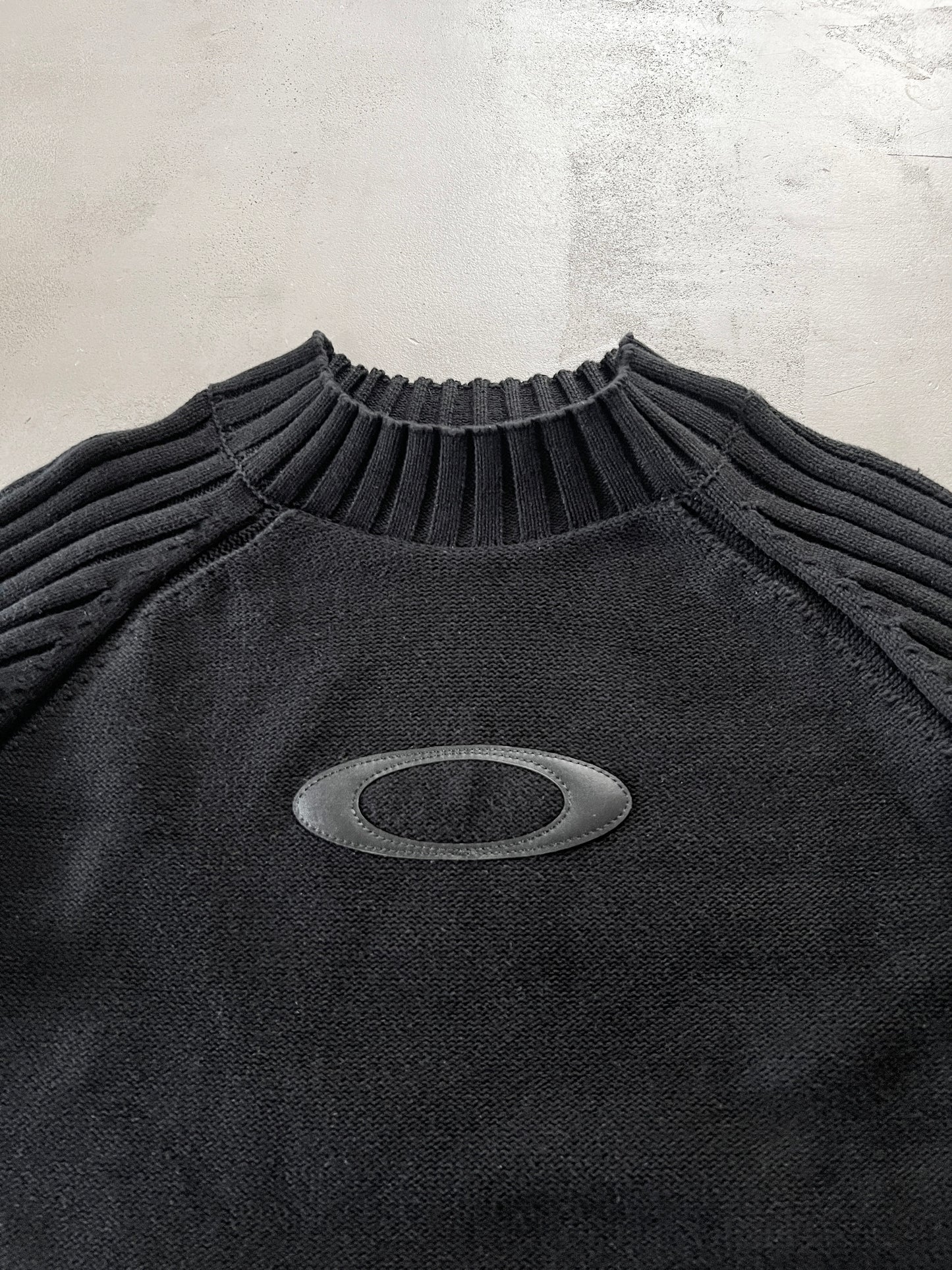 BLACK OAKLEY KNIT SWEATER - 1990S - M/S