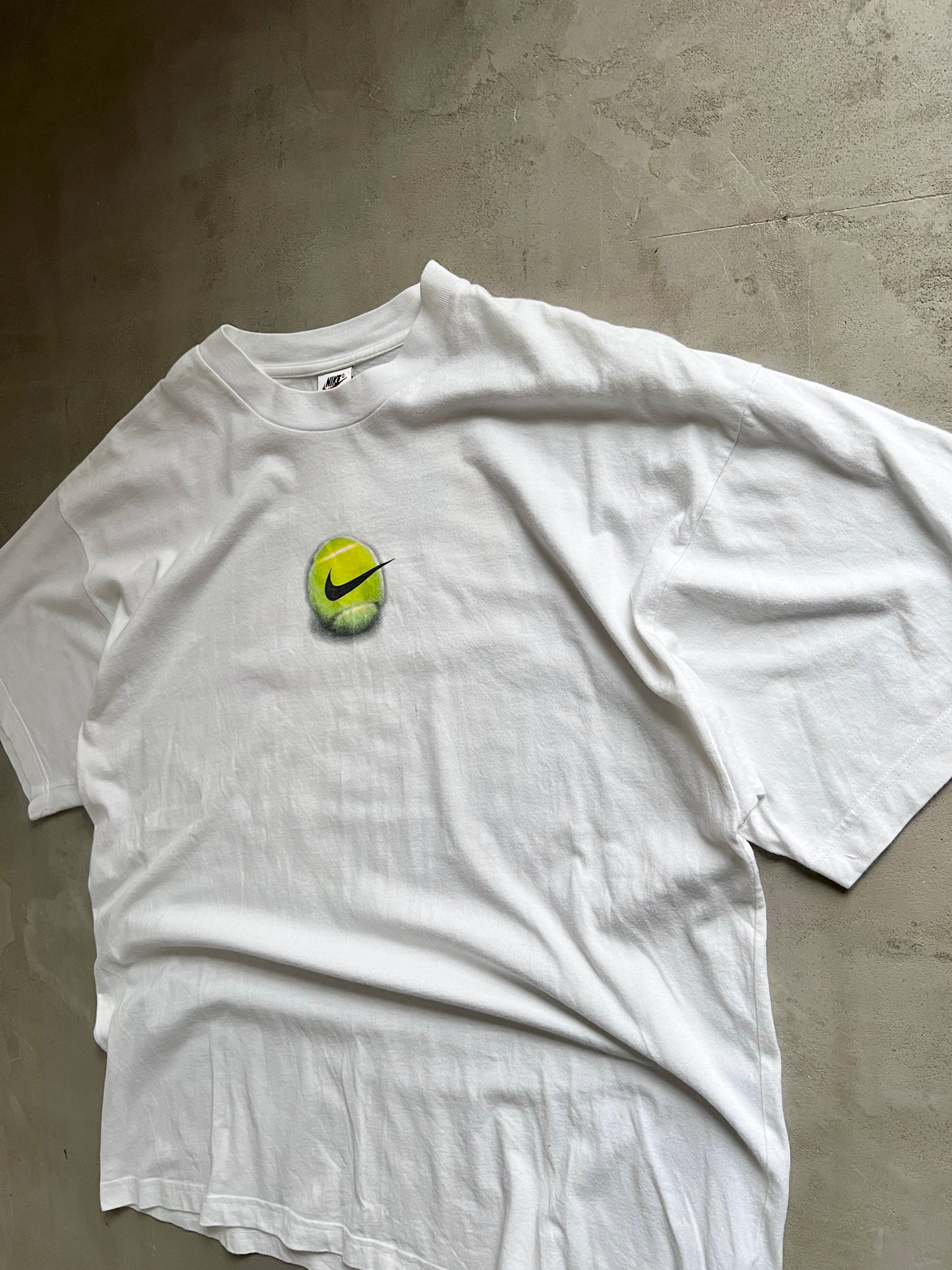 WHITE NIKE AGASSI TENNIS TEE - 1990S - XL