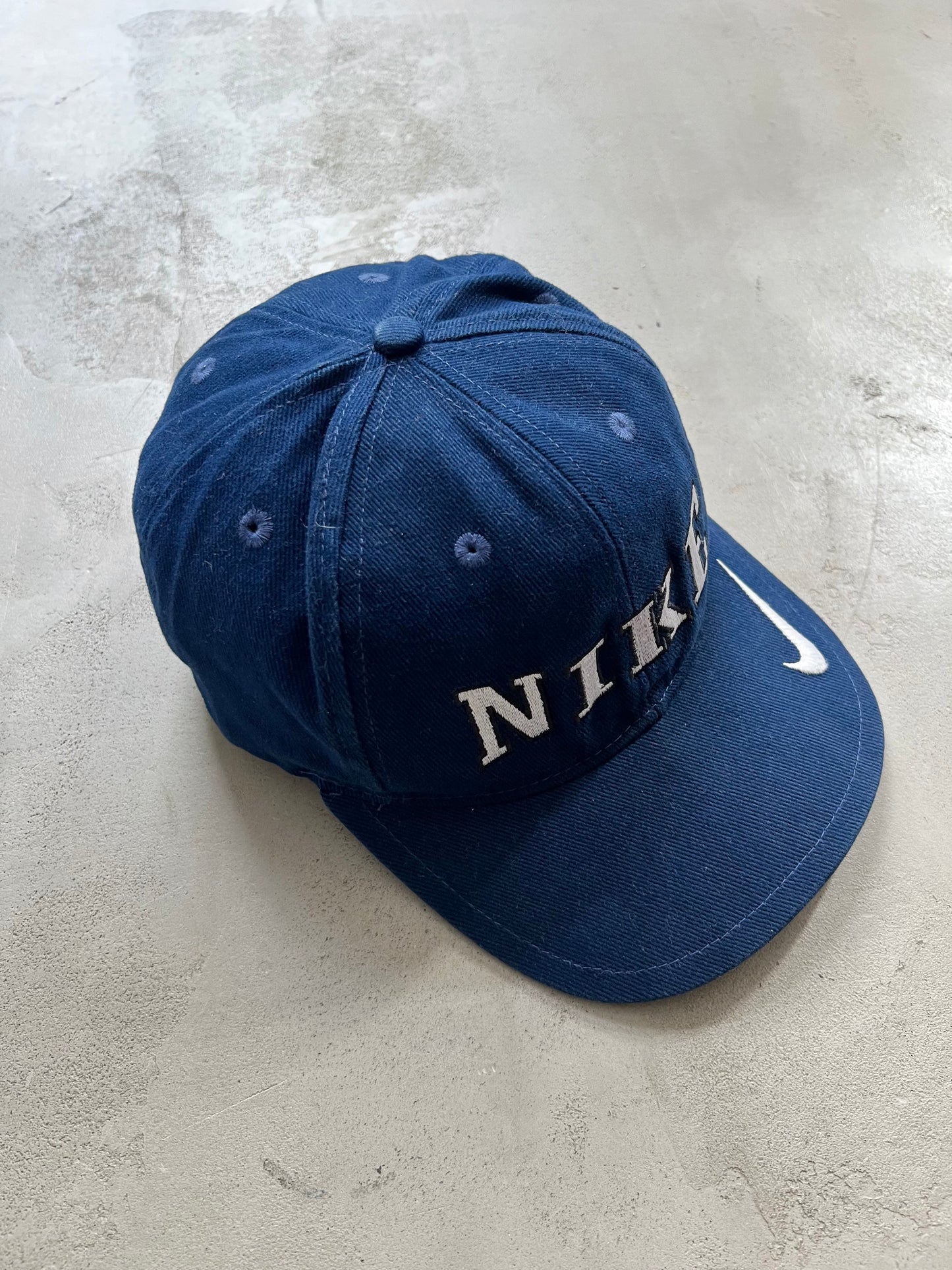 NAVY NIKE SPELLOUT CAP - 1990S