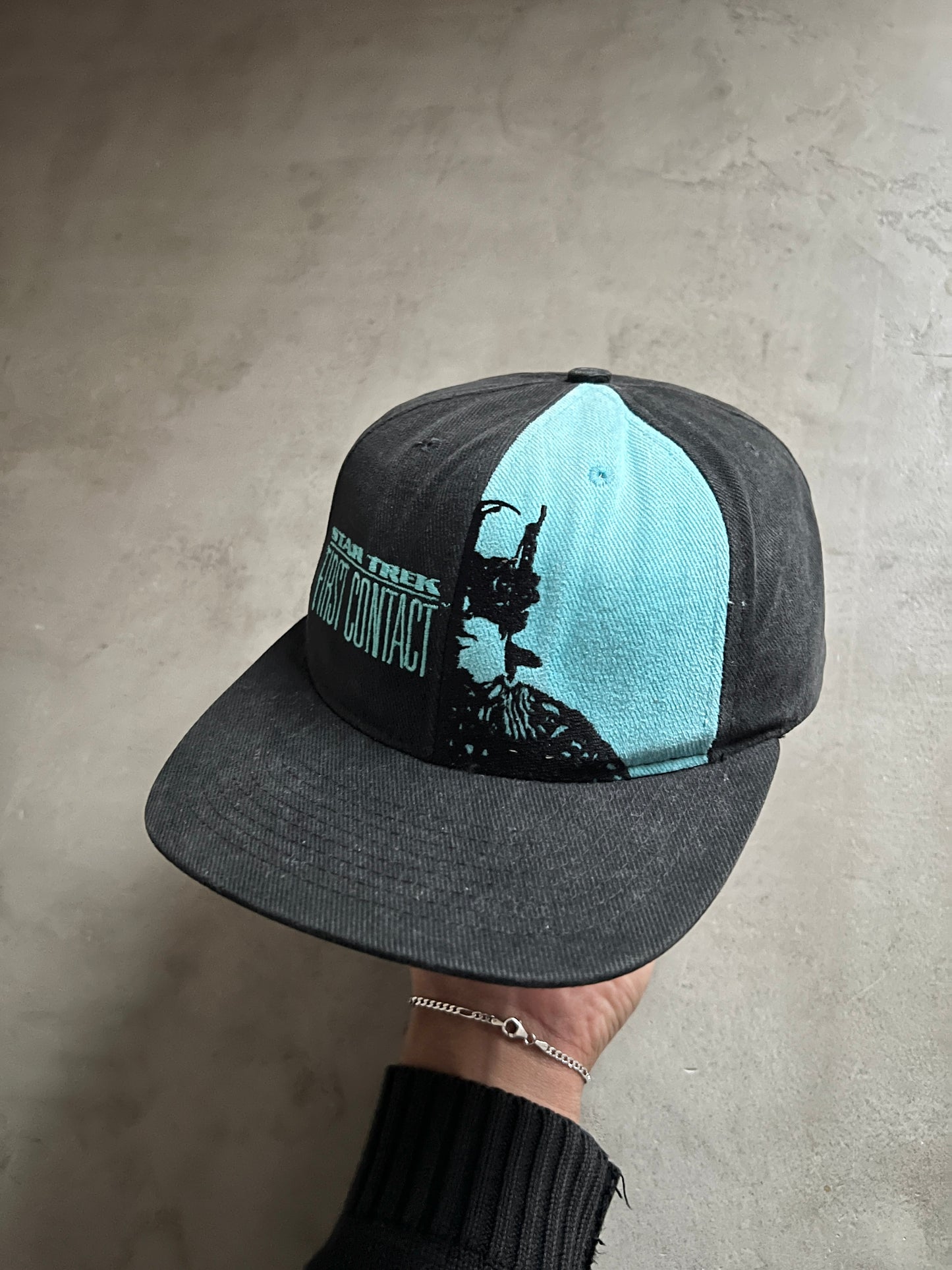 BLACK/LIGHT BLUE STAR TREK CAP - 1990S