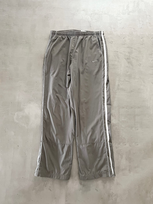 BEIGE/WHITE NIKE TRACK PANTS - 2000S - L