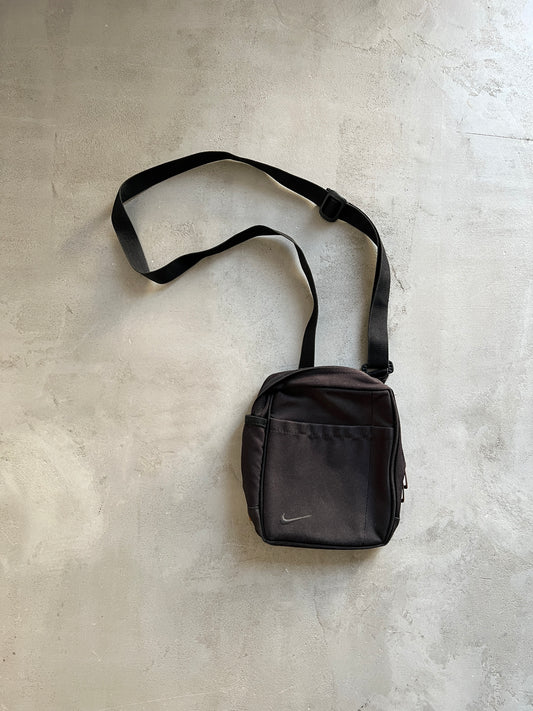 FADED BLACK NIKE BAG - 2000S