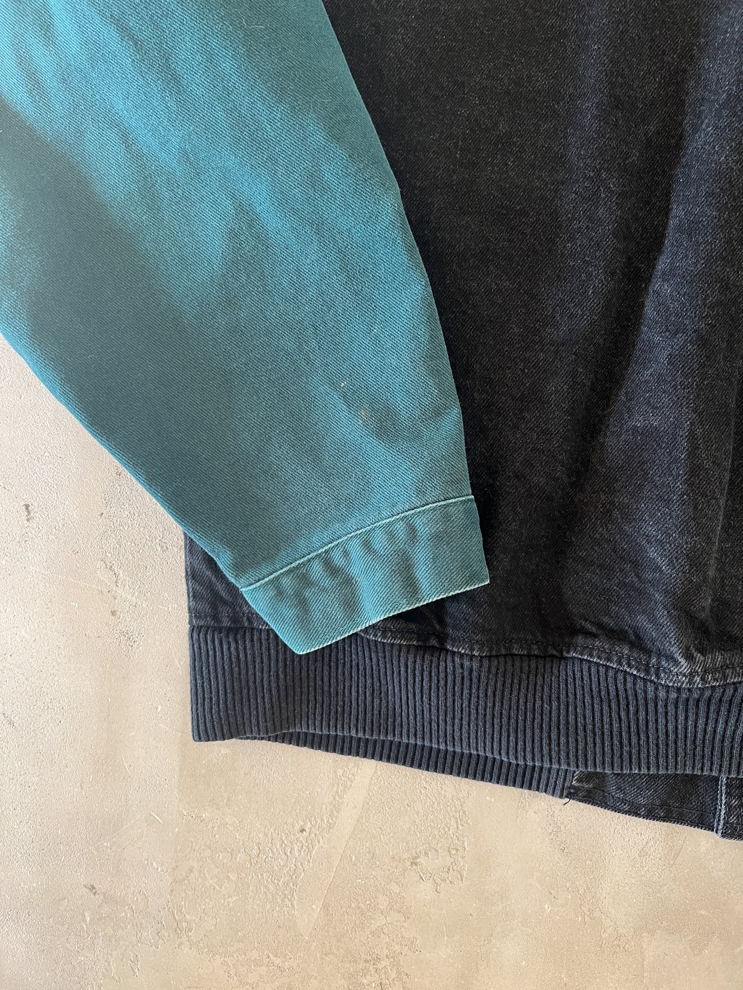 BLACK APPLE PROMO JACKET - 1990S - L/XL