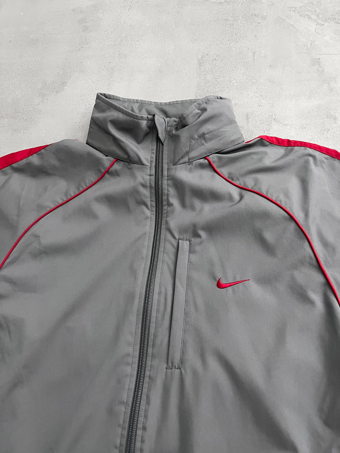 GREY NIKE JACKET - 2000S - L/M