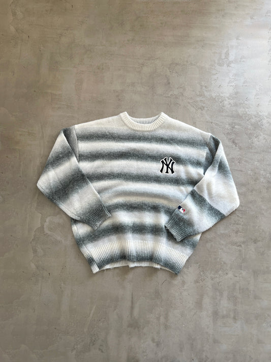 WHITE/GREY YANKEES KNIT SWEATER - 2000S - L