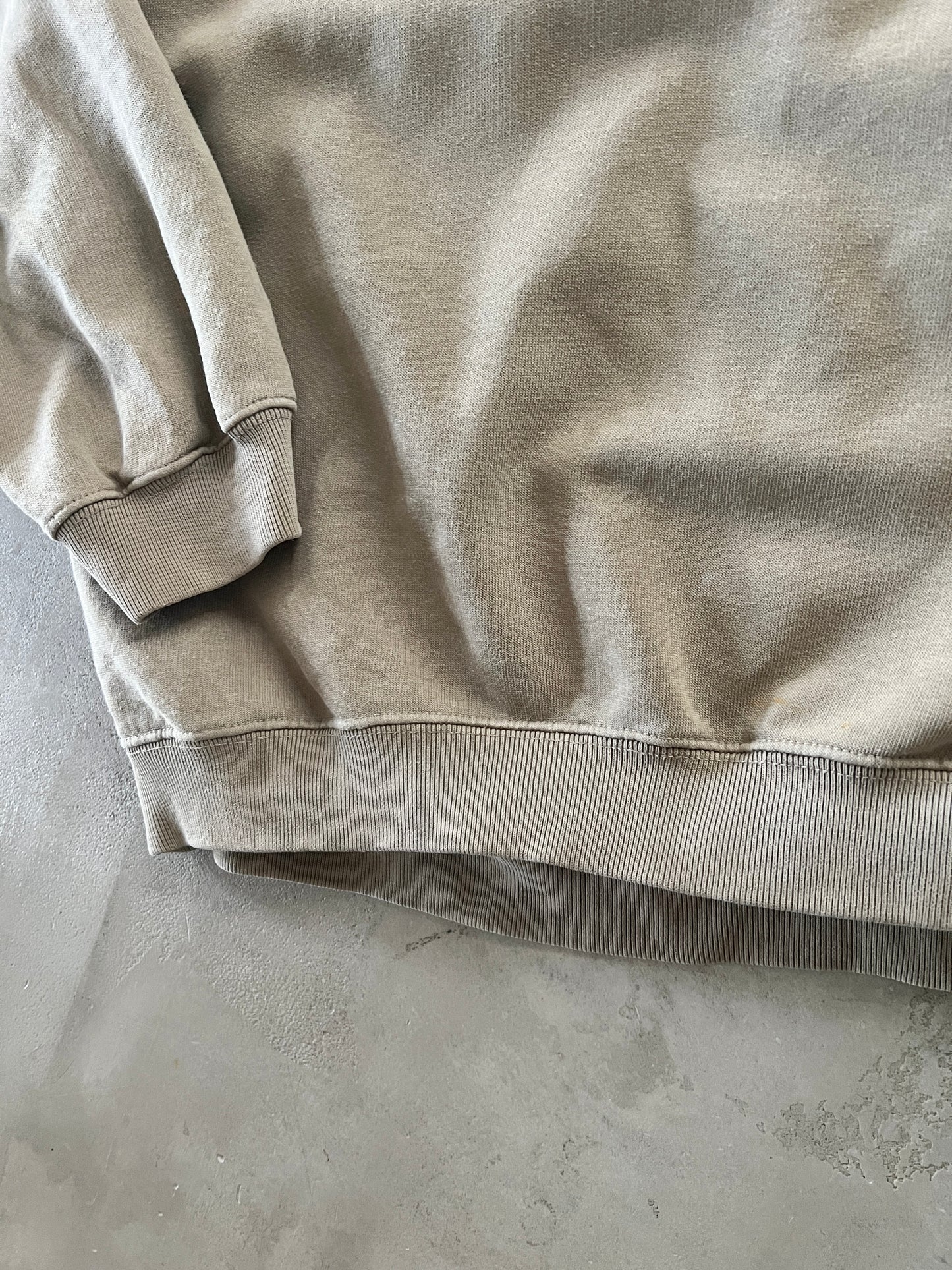 BEIGE NIKE SWEATER - 2000S - M