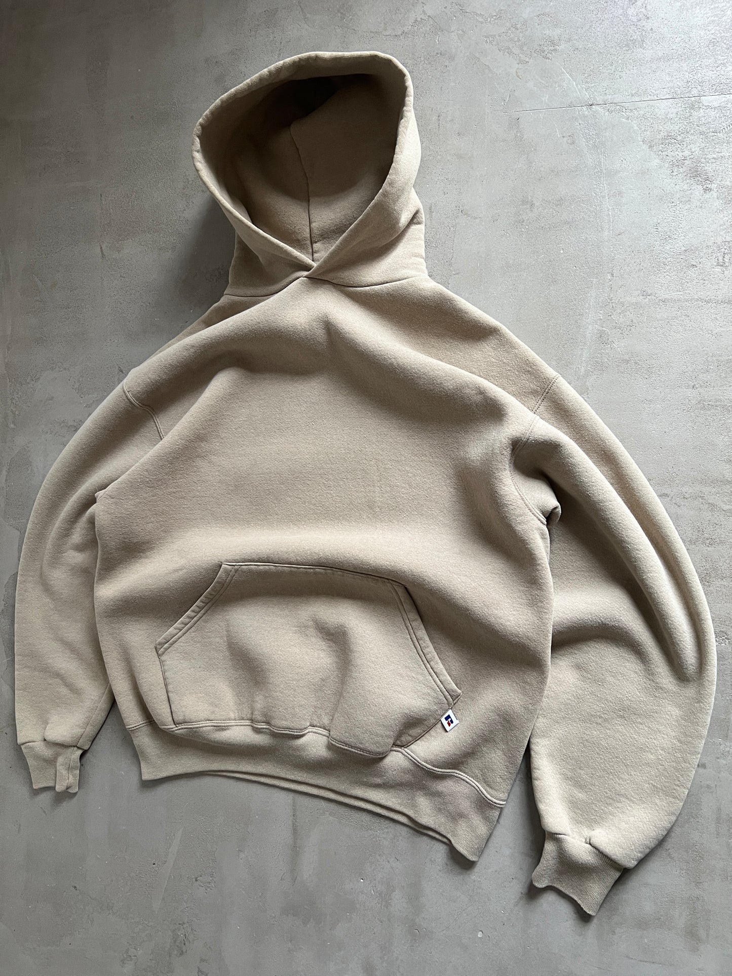 TAN RUSSELL HOODIE - 1990S - L
