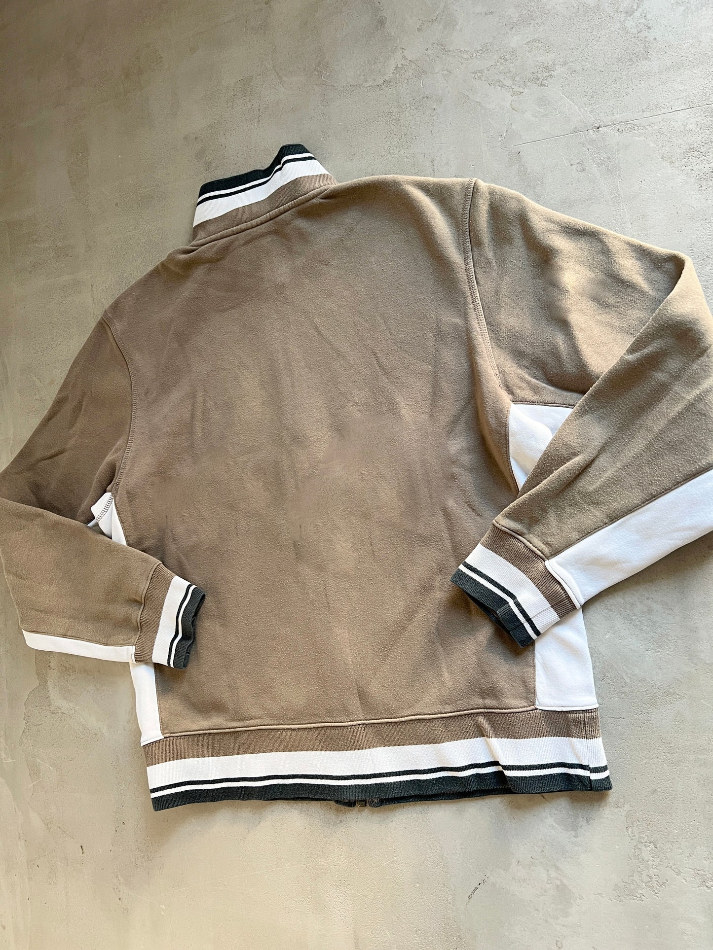 BEIGE/WHITE NIKE TRACK JACKET - 2000S - M