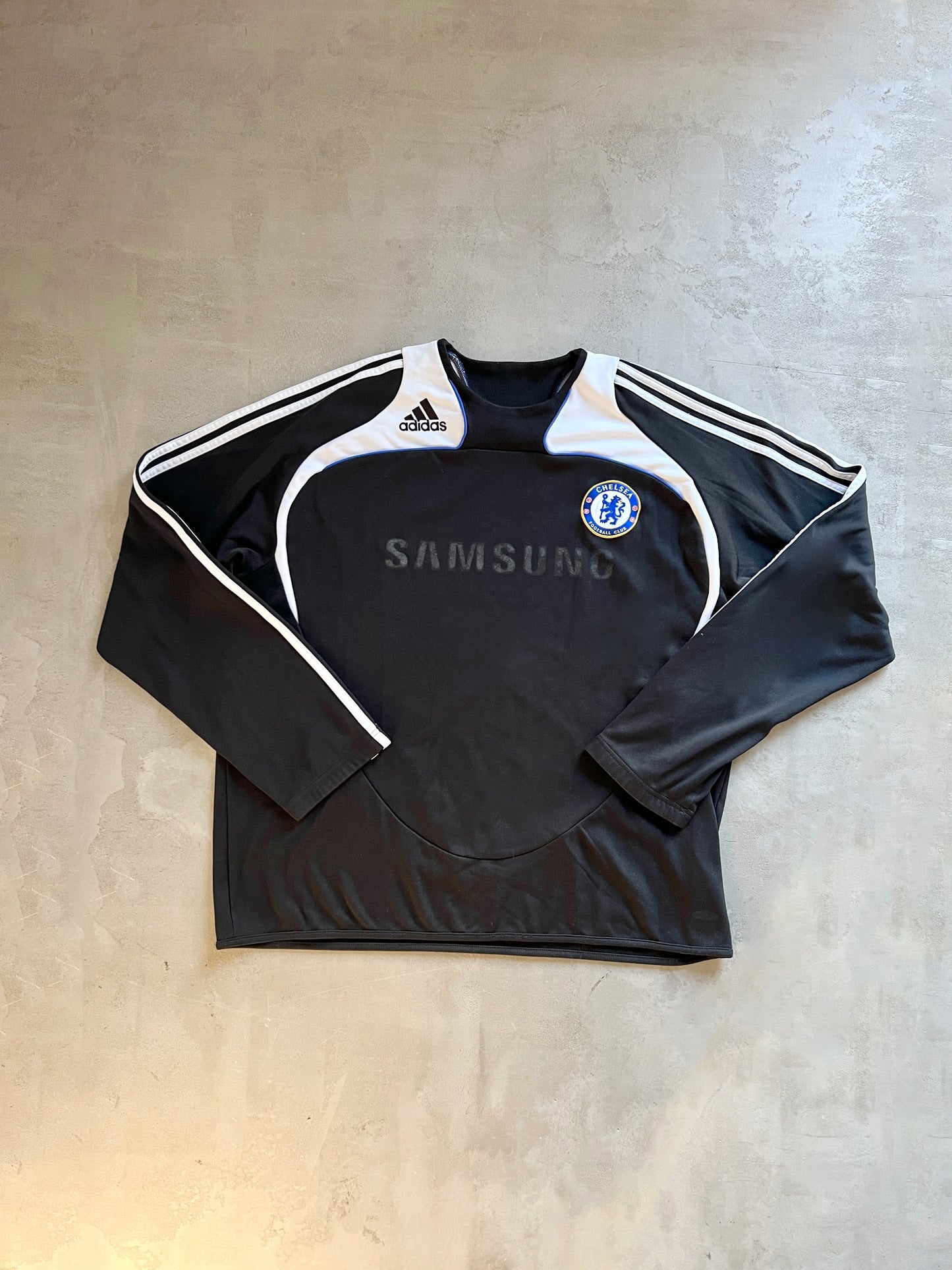 BLACK CHELSEA ADIDAS SWEATER - 2000S - L